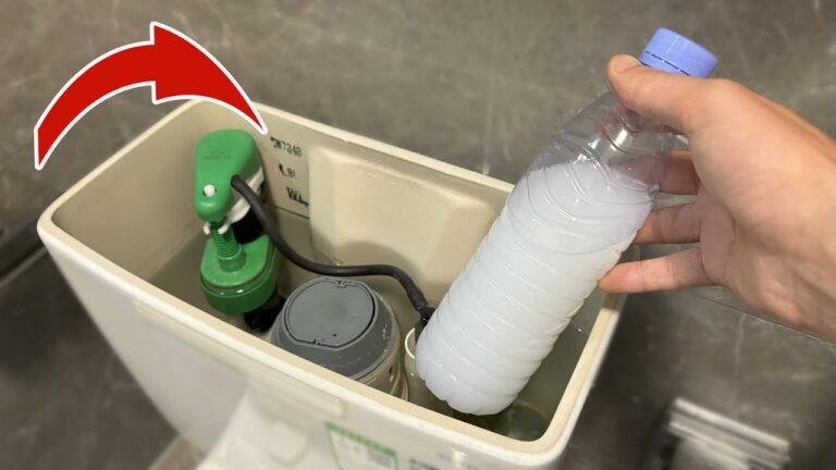 Eliminate Toilet Stains with This 10-Year-Old Trick for a Fresh, Clean Bathroom!