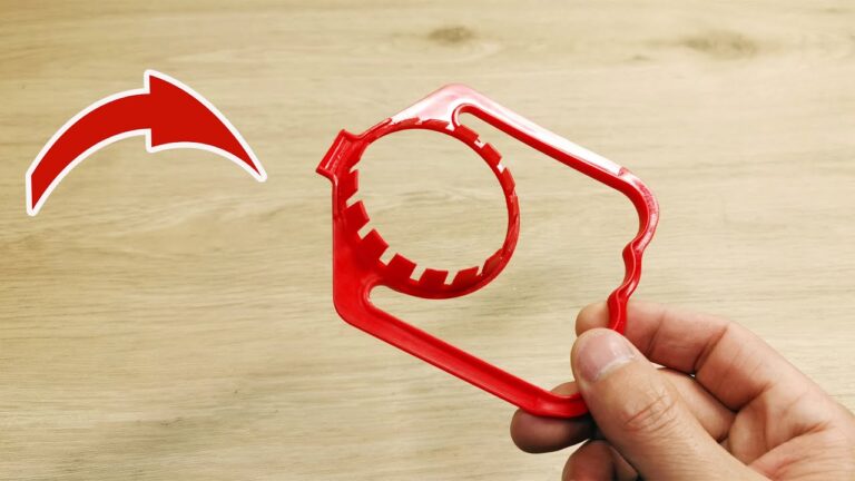 Transform Your Kitchen: 7 Ways to Repurpose Oil Bottle Handles for Big Savings!