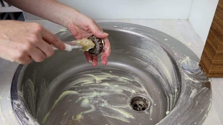 Sink Secrets: Clean It to a Shine with Just Two Ingredients